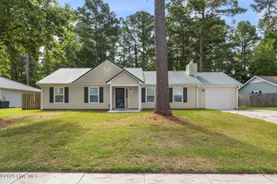 111 Silver Leaf Drive, Jacksonville, NC 28546 - Photo 1