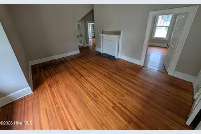 209 Warren Street W #A, Wilson, NC 27893 - Photo 2