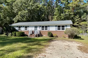 3804 Brandywine Dr, New Bern, NC 28562 - Photo 2