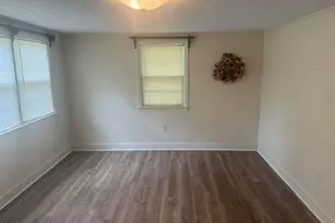507 E 3rd Ave, Chadbourn, NC 28431 - Photo 16