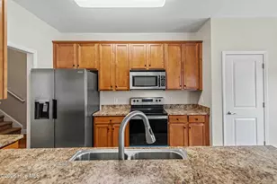 208 Emerald Ridge Rd, Jacksonville, NC 28546 - Photo 10