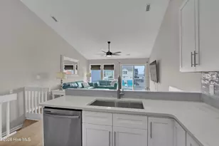103 Sandpiper Ln, Surf City, NC 28445 - Photo 6