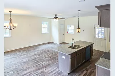 308 Pearson Street N, Wilson, NC 27893 - Photo 6