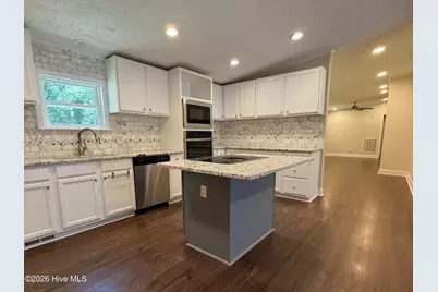 206 Tierra Lane, West End, NC 27376 - Photo 2