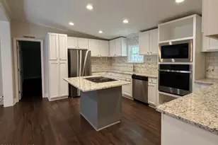 206 Tierra Ln, West End, NC 27376 - Photo 4