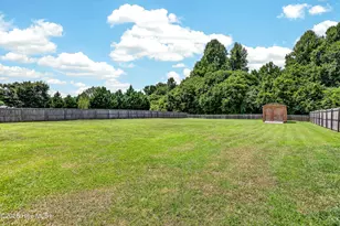109 Pembury Way, Richlands, NC 28574 - Photo 32