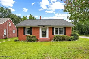 601 E 8th St, Washington, NC 27889 - Photo 1