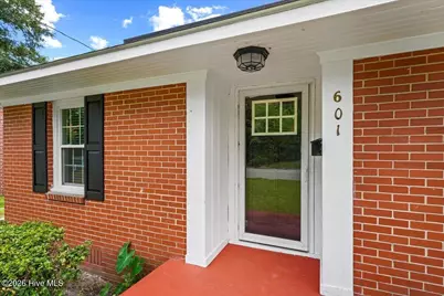 601 E 8th Street, Washington, NC 27889 - Photo 4