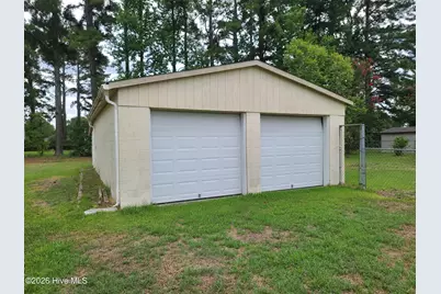 569 Central Avenue, Kinston, NC 28501 - Photo 4