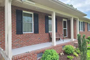 569 Central Ave, Kinston, NC 28501 - Photo 2
