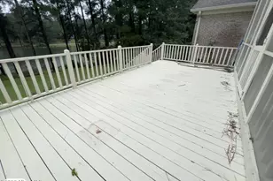 909 Lakeview Dr, Clinton, NC 28328 - Photo 24