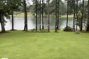 909 Lakeview Dr, Clinton, NC 28328 - Photo 26