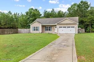 106 Lilac Ln, Richlands, NC 28574 - Photo 2