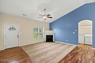 106 Lilac Ln, Richlands, NC 28574 - Photo 4