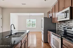 910 Highgrove Dr, Spring Lake, NC 28390 - Photo 12
