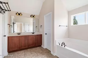 910 Highgrove Dr, Spring Lake, NC 28390 - Photo 32