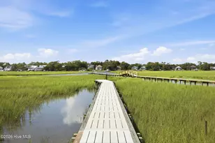 2016 W Pelican Dr, Oak Island, NC 28465 - Photo 8