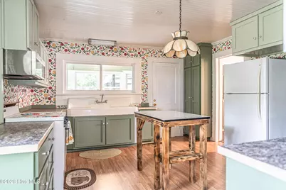 131 N Middleton Street, Robbins, NC 27325 - Photo 14