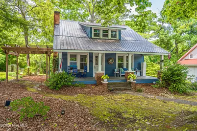 131 N Middleton Street, Robbins, NC 27325 - Photo 1