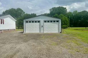 177 Pear Blossom Ln, Whiteville, NC 28472 - Photo 4