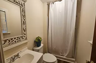 113A Jefferson St, Clinton, NC 28328 - Photo 12