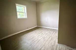 207 E Peterson St, Edenton, NC 27932 - Photo 8