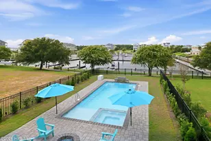 206 Back St, Newport, NC 28570 - Photo 14