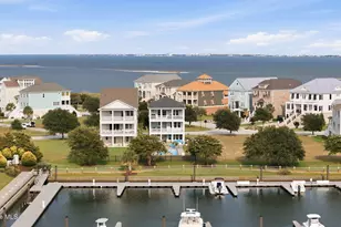 206 Back St, Newport, NC 28570 - Photo 58
