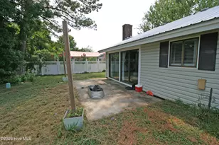 301 Dennis Rd, Jacksonville, NC 28546 - Photo 18