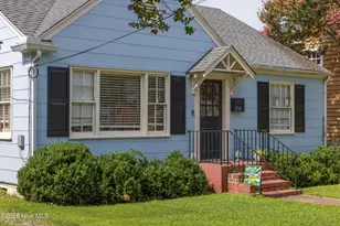213 W Church St, Edenton, NC 27932 - Photo 2
