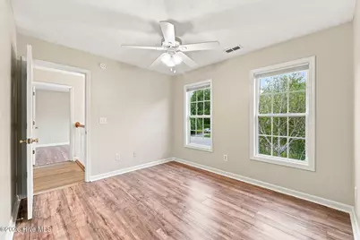 201 Bridlewood Drive, Jacksonville, NC 28540 - Photo 32