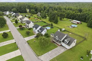 201 Bridlewood Dr, Jacksonville, NC 28540 - Photo 42