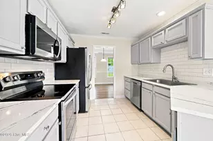 201 Bridlewood Dr, Jacksonville, NC 28540 - Photo 14