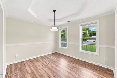 201 Bridlewood Drive, Jacksonville, NC 28540 - Photo 8