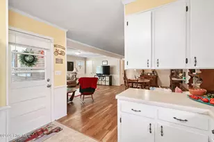 241 N Monk St, Magnolia, NC 28453 - Photo 12