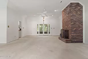 71 Myrtle Point Cir SW, Supply, NC 28462 - Photo 6