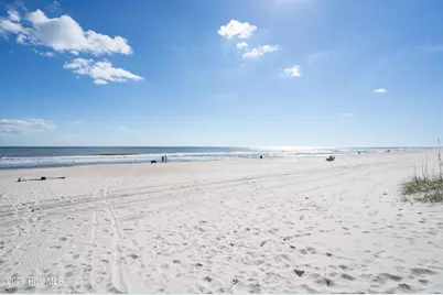 811 Carolina Beach Avenue S, Carolina Beach, NC 28428 - Photo 38