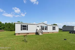 205 Emily Dr, Chadbourn, NC 28431 - Photo 2