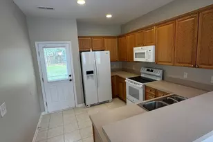 279 Coralstone Ct, Leland, NC 28451 - Photo 4