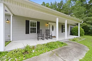 131 Fire Tower Rd, Richlands, NC 28574 - Photo 4