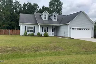 105 Sparkling Brook Way, Jacksonville, NC 28546 - Photo 1