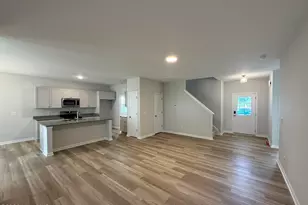 101 Crossvine St, Selma, NC 27576 - Photo 4