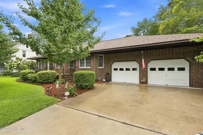 1113 Riverside Avenue, Elizabeth City, NC 27909 - Photo 2