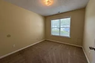 305 Firethorn Ln, Jacksonville, NC 28546 - Photo 12