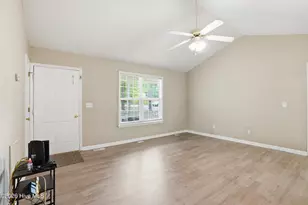 132 Hilltop Dr, Four Oaks, NC 27524 - Photo 8