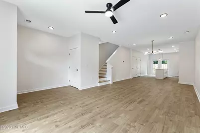 607 Marstellar Street, Wilmington, NC 28401 - Photo 6