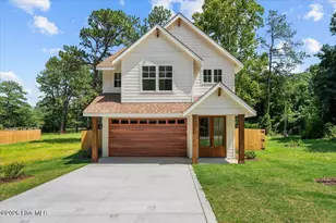 1395 N May St, Southern Pines, NC 28387 - Photo 1