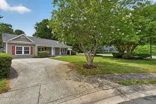 6700 Batsonwood Ct, Wilmington, NC 28405 - Photo 2
