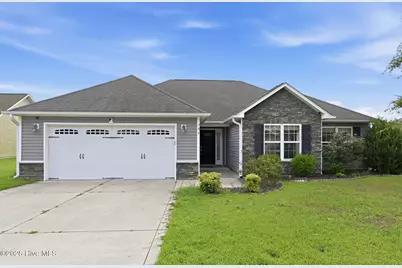 706 Opus Court, Richlands, NC 28574 - Photo 1