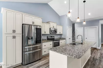 605 Gena Vee Court, Stella, NC 28582 - Photo 18